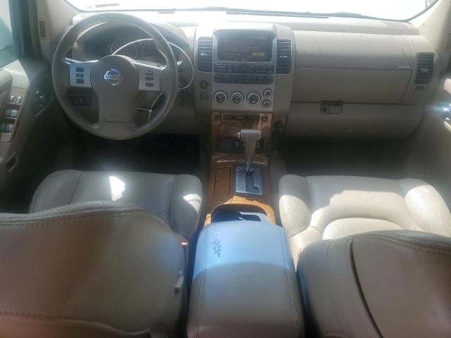 5N1AR18U15C713109 - 2005 NISSAN PATHFINDER LE WHITE photo 8