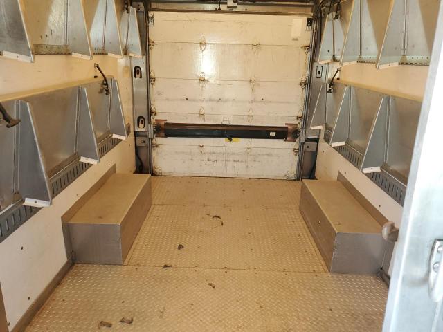 4UZAANCP94CL85324 - 2004 FREIGHTLINER CHASSIS M LINE WALK-IN VAN WHITE photo 11