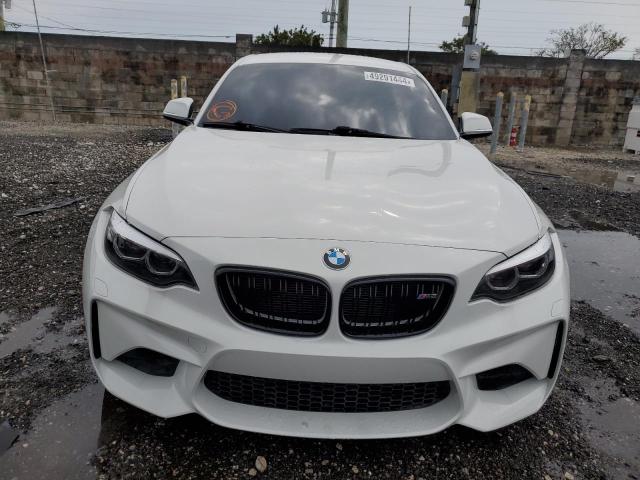 WBS1J5C51JVD37654 - 2018 BMW M2 WHITE photo 5