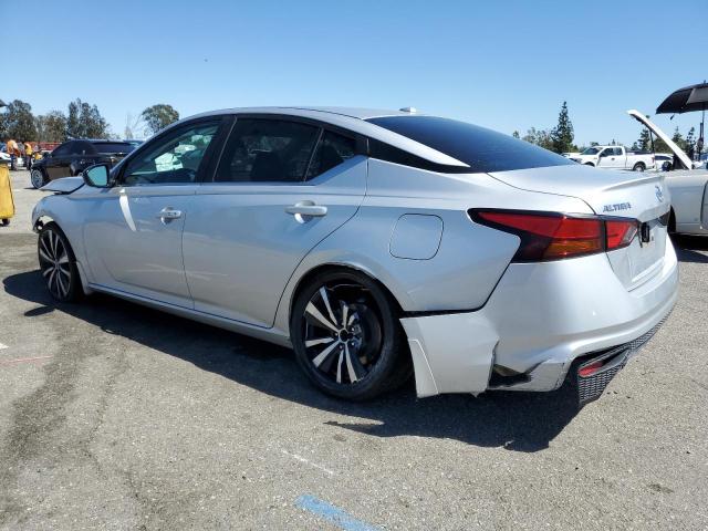 1N4BL4CV3KC102897 - 2019 NISSAN ALTIMA SR SILVER photo 2