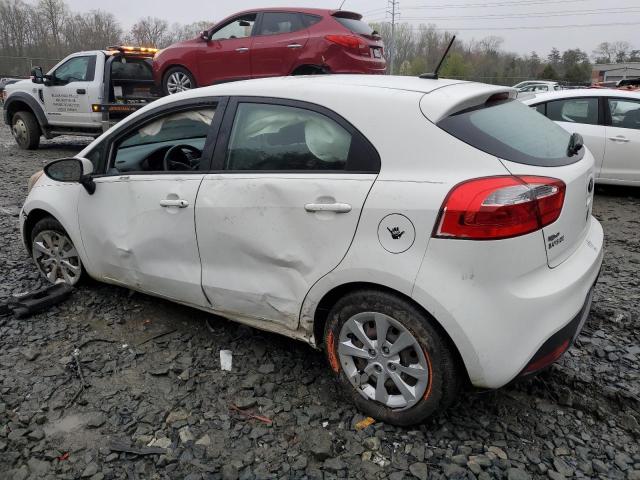 KNADM5A3XD6319224 - 2013 KIA RIO LX WHITE photo 2