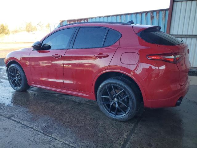 ZASPAKBNXL7C97698 - 2020 ALFA ROMEO STELVIO TI RED photo 2