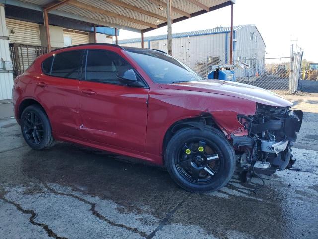 ZASPAKBNXL7C97698 - 2020 ALFA ROMEO STELVIO TI RED photo 4
