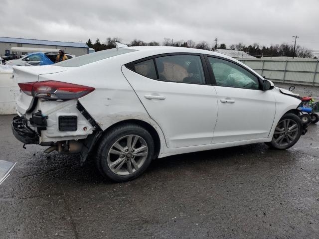 5NPD84LF1HH198104 - 2017 HYUNDAI ELANTRA SE WHITE photo 3