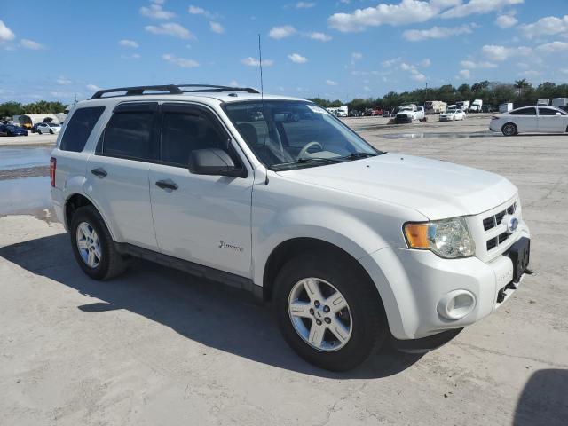 1FMCU4K35BKC60476 - 2011 FORD ESCAPE HYBRID WHITE photo 4