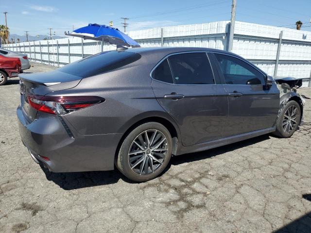 4T1G11AK9PU832730 - 2023 TOYOTA CAMRY SE NIGHT SHADE GRAY photo 3