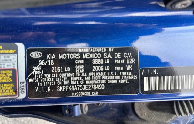 3KPFK4A75JE278490 - 2018 KIA FORTE LX BLUE photo 10