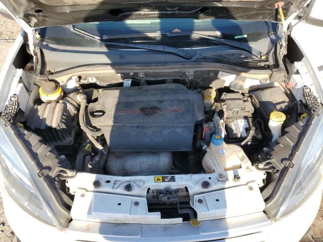 ZFBERFBT0G6B02367 - 2016 RAM PROMASTER SLT Білий фото 12