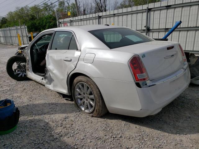 2C3CCAAG1EH208112 - 2014 CHRYSLER 300 WHITE photo 2