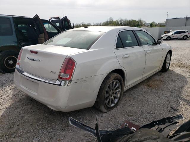 2C3CCAAG1EH208112 - 2014 CHRYSLER 300 WHITE photo 3