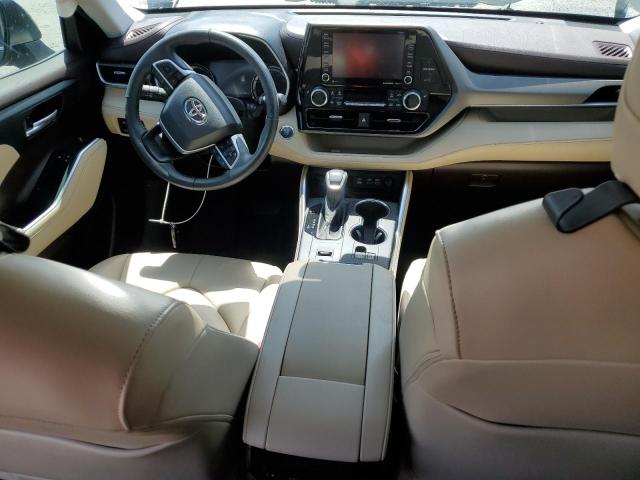 5TDGZRAH6NS121911 - 2022 TOYOTA HIGHLANDER XLE BLACK photo 8