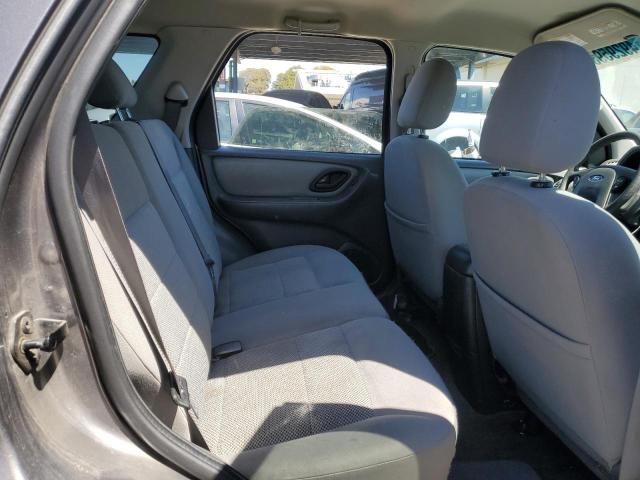 1FMYU93135KD11526 - 2005 FORD ESCAPE XLT GRAY photo 10