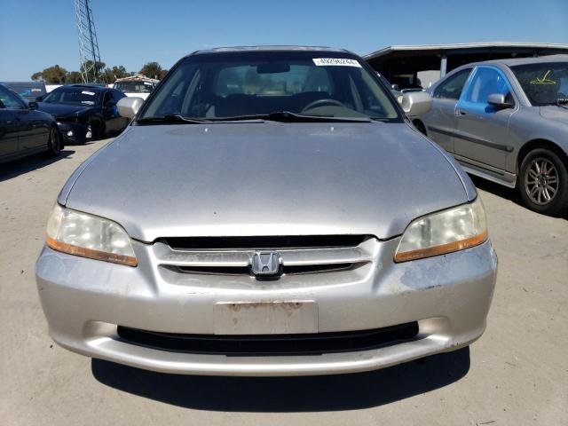 1HGCG1658WA074160 - 1998 HONDA ACCORD EX SILVER photo 5