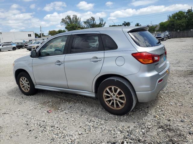 JA4AP3AU7BZ012089 - 2011 MITSUBISHI OUTLANDER ES SILVER photo 2