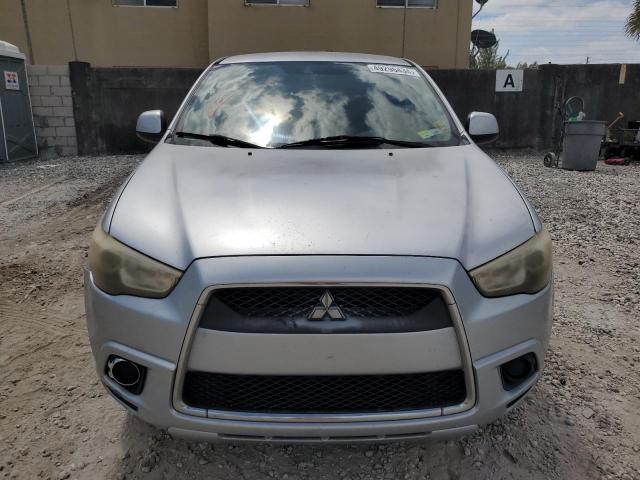 JA4AP3AU7BZ012089 - 2011 MITSUBISHI OUTLANDER ES SILVER photo 5