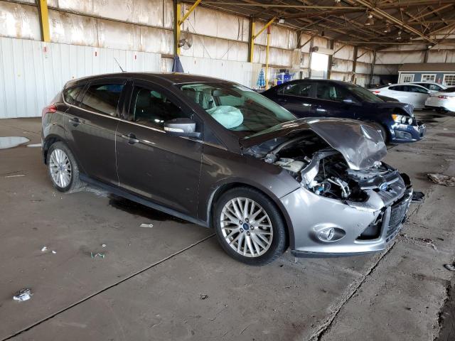 1FAHP3M22CL276846 - 2012 FORD FOCUS SEL GRAY photo 4