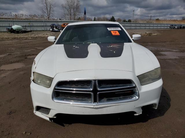 2C3CDXBG8CH219233 - 2012 DODGE CHARGER SE WHITE photo 5