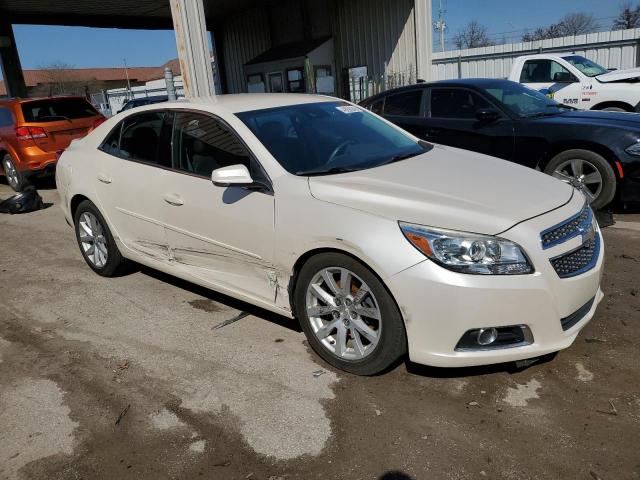 1G11G5SX6DF205762 - 2013 CHEVROLET MALIBU 3LT 奶油色 照片 4
