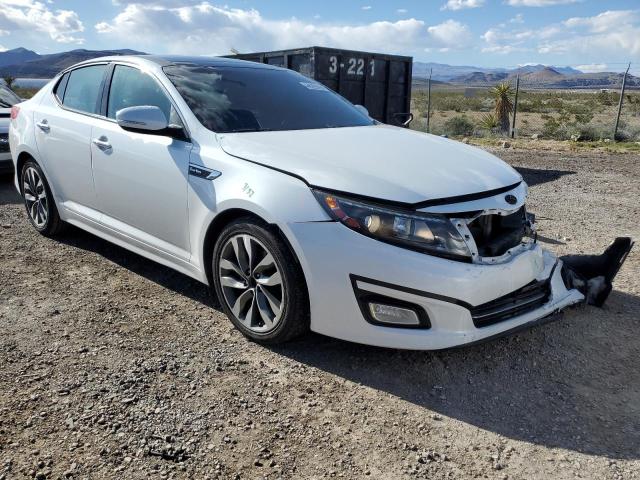 5XXGR4A61FG392573 - 2015 KIA OPTIMA SX WHITE photo 4