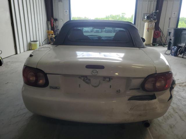 JM1NB353520229278 - 2002 MAZDA MX-5 MIATA BASE WHITE photo 10