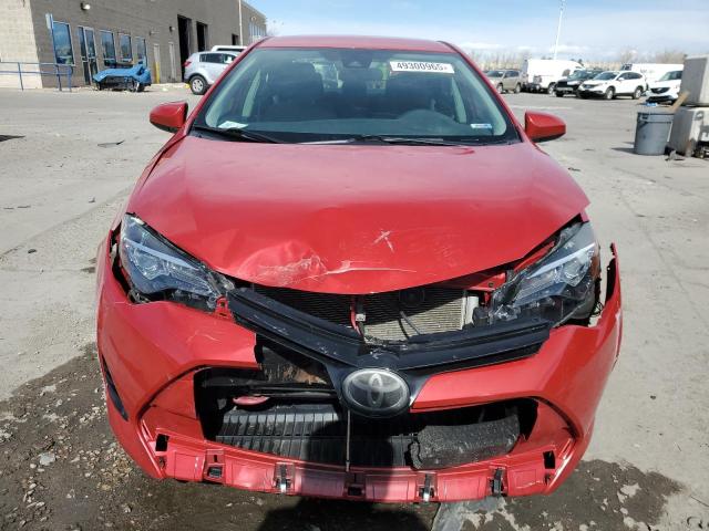 2T1BURHE3JC024057 - 2018 TOYOTA COROLLA L RED photo 5