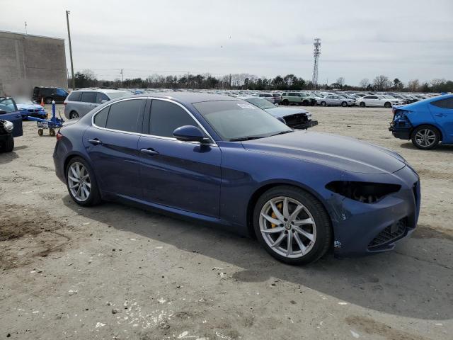 ZARFAEDN7J7590223 - 2018 ALFA ROMEO GIULIA Q4 ლურჯი ფოტო 4