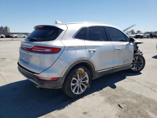 5LMCJ2C92KUL42764 - 2019 LINCOLN MKC SELECT SILVER photo 3