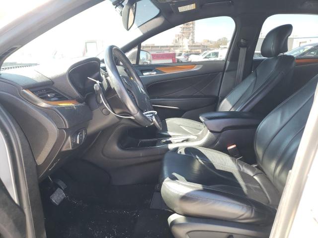 5LMCJ2C92KUL42764 - 2019 LINCOLN MKC SELECT SILVER photo 7