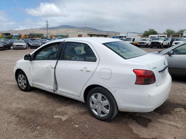 JTDBT923371059253 - 2007 TOYOTA YARIS WHITE photo 2