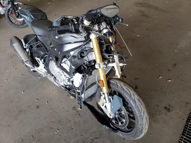 WB10D6208HZ761741 - 2017 BMW S 1000 R GRAY photo 9