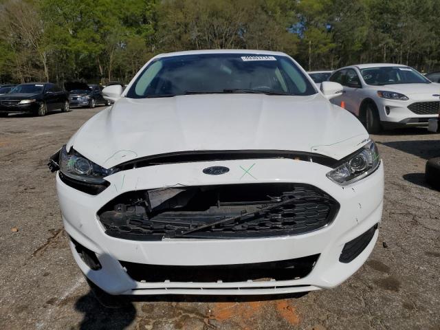 3FA6P0H79GR216713 - 2016 FORD FUSION SE WHITE photo 5