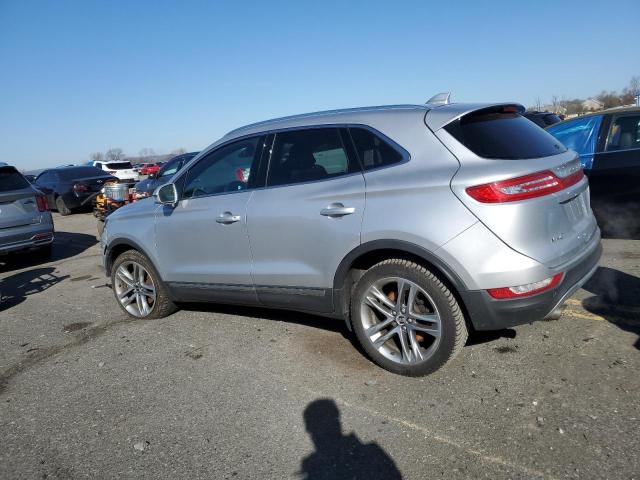 5LMCJ3D97HUL63106 - 2017 LINCOLN MKC RESERVE ვერცხლისფერი ფოტო 2