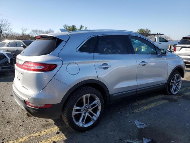 5LMCJ3D97HUL63106 - 2017 LINCOLN MKC RESERVE ვერცხლისფერი ფოტო 3