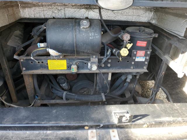 4UZAB2CY97CY83306 - 2007 FREIGHTLINER CHASSIS X LINE MOTOR HOME TAN photo 12