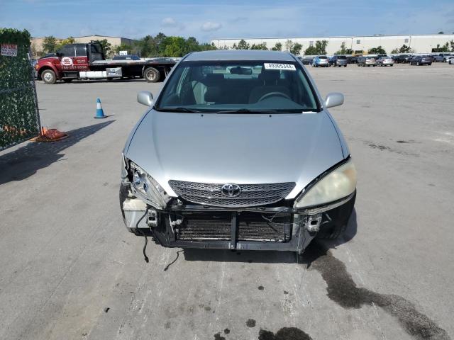 4T1BF32K63U557981 - 2003 TOYOTA CAMRY LE SILVER photo 5