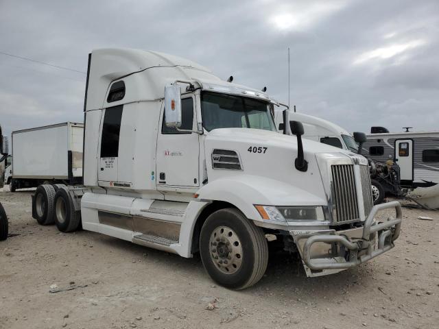 5KJJBHD59GLHF4057 - 2016 WESTERN STAR/AUTO CAR 5700 XE WHITE photo 1