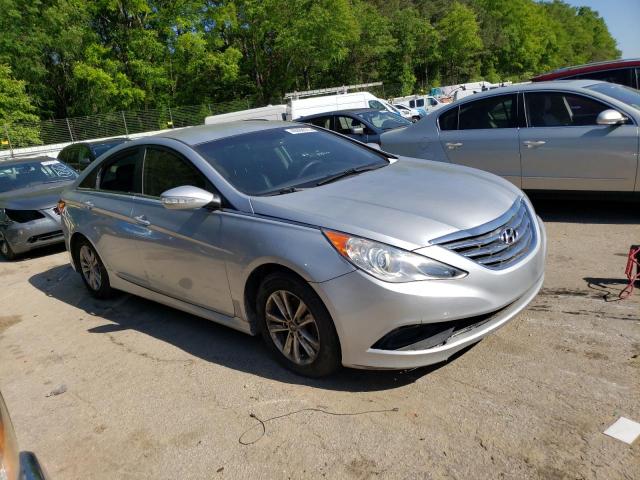 5NPEB4AC3EH842387 - 2014 HYUNDAI SONATA GLS SILVER photo 4