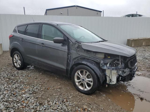 1FMCU0GD5KUA47932 - 2019 FORD ESCAPE SE GRAY photo 4