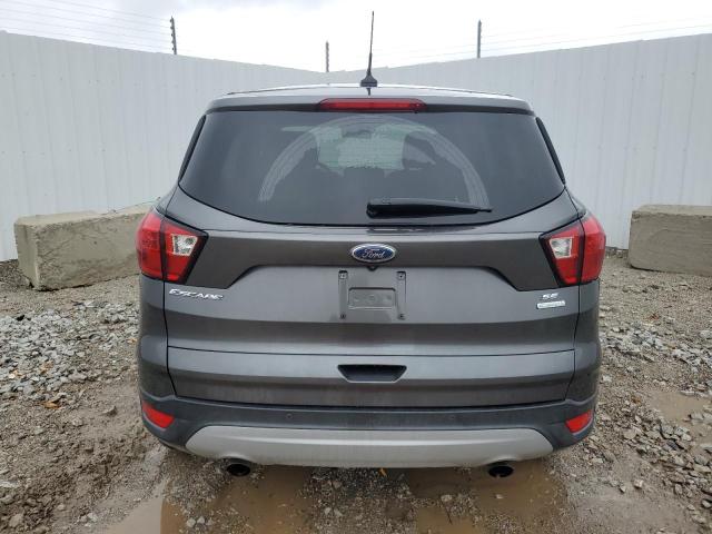 1FMCU0GD5KUA47932 - 2019 FORD ESCAPE SE GRAY photo 6