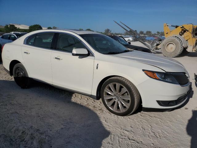 1LNHL9FT8DG600709 - 2013 LINCOLN MKS WHITE photo 4