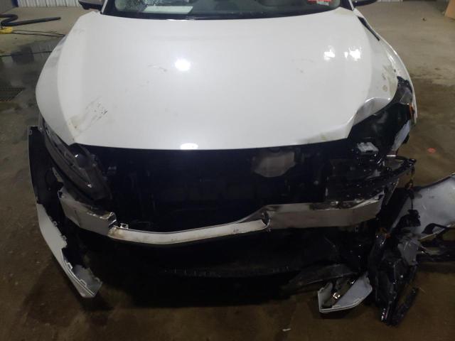 JHMZC5F11MC000233 - 2021 HONDA CLARITY WHITE photo 11