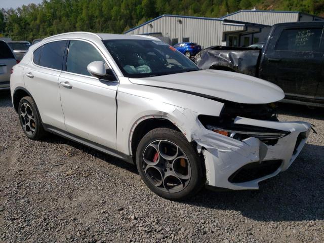 ZASFAKBN8J7B75706 - 2018 ALFA ROMEO STELVIO TI WHITE photo 4