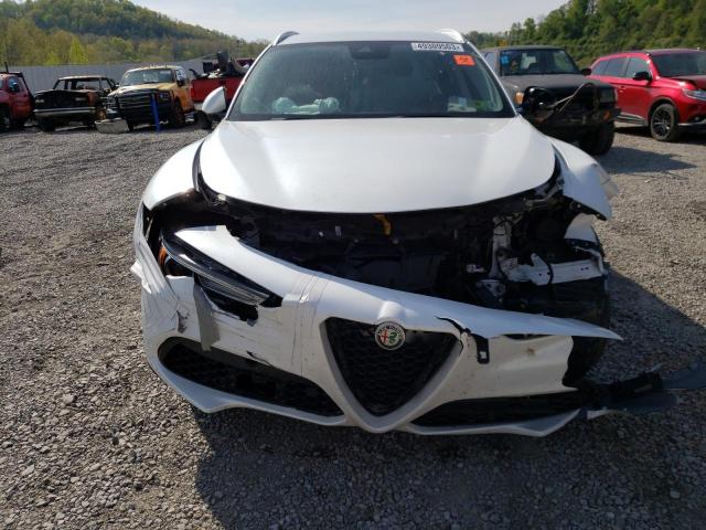ZASFAKBN8J7B75706 - 2018 ALFA ROMEO STELVIO TI WHITE photo 5