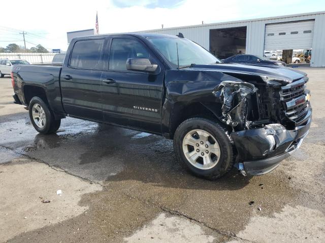 3GCUKRECXJG178045 - 2018 CHEVROLET SILVERADO K1500 LT 黑色 照片 4