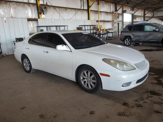 JTHBF30GX20076073 - 2002 LEXUS ES 300 WHITE photo 4