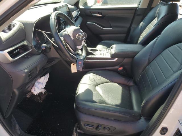 5TDGZRBH7NS592576 - 2022 TOYOTA HIGHLANDER XLE 白色 照片 7