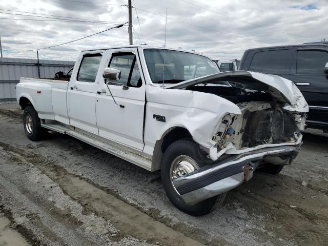 1FTJW35G9VEA58175 - 1997 FORD F350 WHITE photo 4