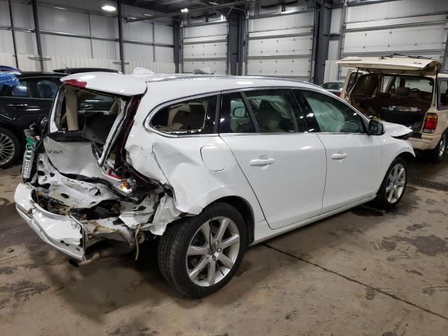 YV140MEK9G1292071 - 2016 VOLVO V60 T5 PREMIER WHITE photo 3