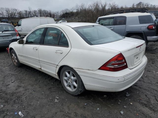 WDBRF61J92F288325 - 2002 MERCEDES-BENZ C 240 WHITE photo 2