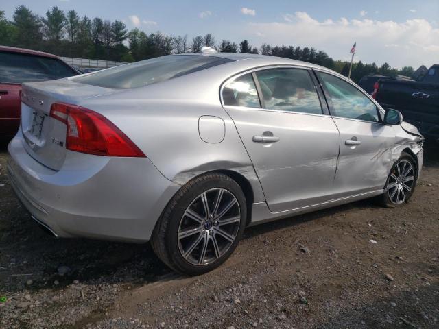 LYV402TK6JB176484 - 2018 VOLVO S60 INSCRIPTION SILVER photo 3